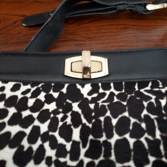 Ann Taylor Genuine leather and calfskin bag - Gorgeous! - Picture 4 of 5